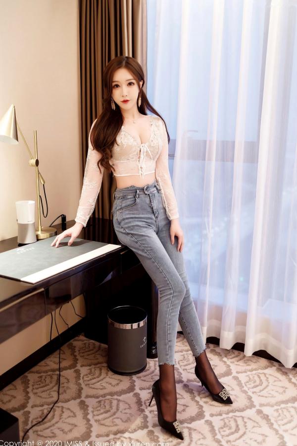    IMiss爱蜜社-474-LindaLinda-香槟色内衣魅惑黑丝，修身牛仔裤搭配高跟鞋，展现精致私房性感美腿第29张图片