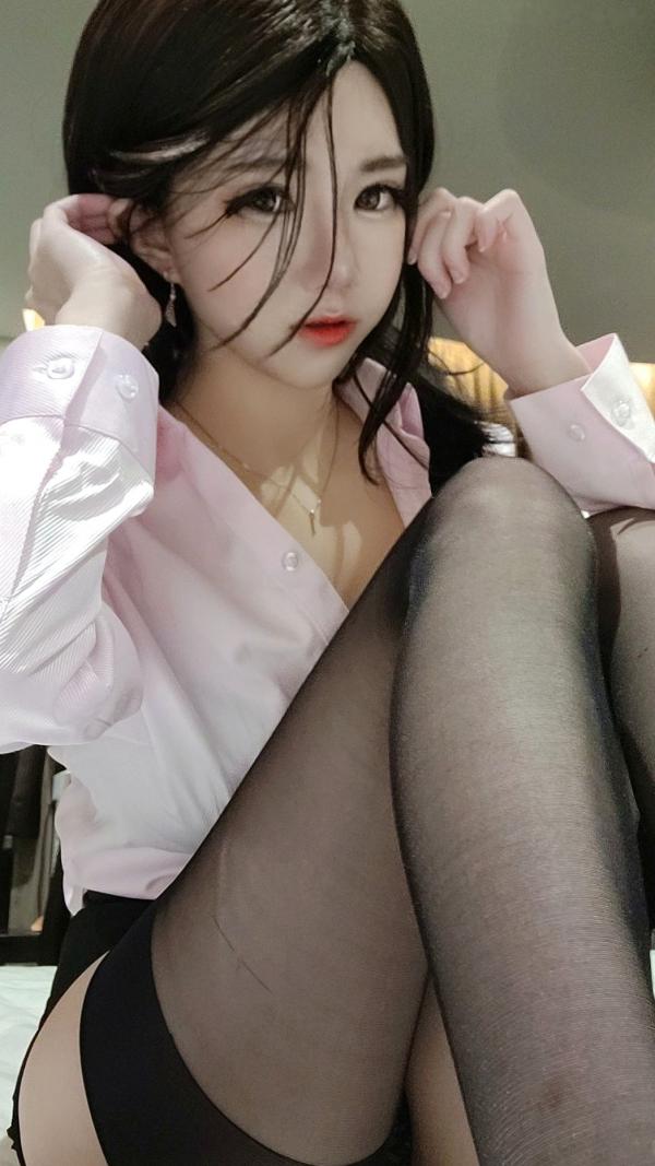    Sally-Dorasnow-后藤爱依梨-Airi-Gotou职场OL风情，干练西装与丝袜带来的极致制服诱惑第43张图片
