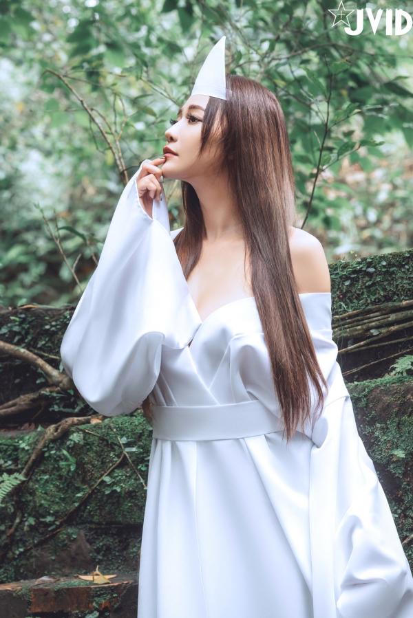    JVID-乐乐-痴女幽灵鬼姬杯，绝美和风诡异服饰，冷艳性感私房写真大尺度呈现第38张图片