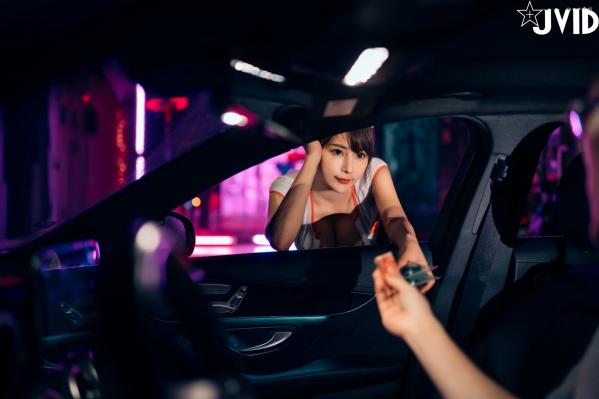    JVID-乐乐-槟榔西施：霓虹灯下的极致制服诱惑，火辣私房大尺度写真第74张图片