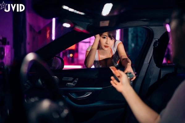    JVID-乐乐-槟榔西施：霓虹灯下的极致制服诱惑，火辣私房大尺度写真第75张图片