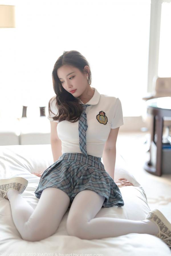    XiaoYu语画界-692-杨晨晨Sugar-学生制服主题格子裙超薄肉丝-2022.01.07 - 无圣光大尺度第27张图片