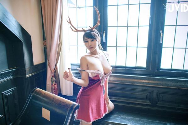    JVID-乐乐-完美曲线鹿角尤物，大尺度私房写真，性感针织与内衣角色扮演，白嫩肌肤极致诱惑第58张图片