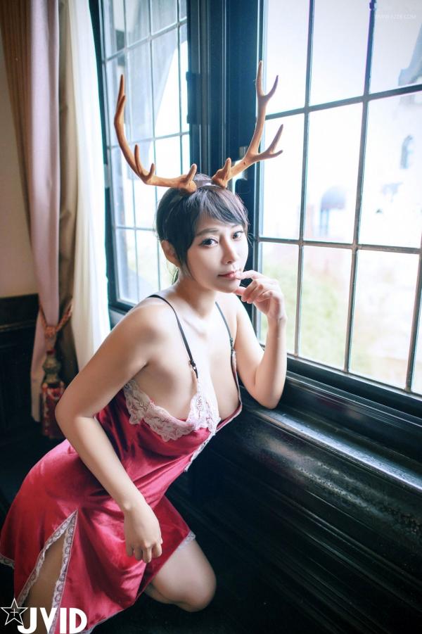    JVID-乐乐-完美曲线鹿角尤物，大尺度私房写真，性感针织与内衣角色扮演，白嫩肌肤极致诱惑第60张图片