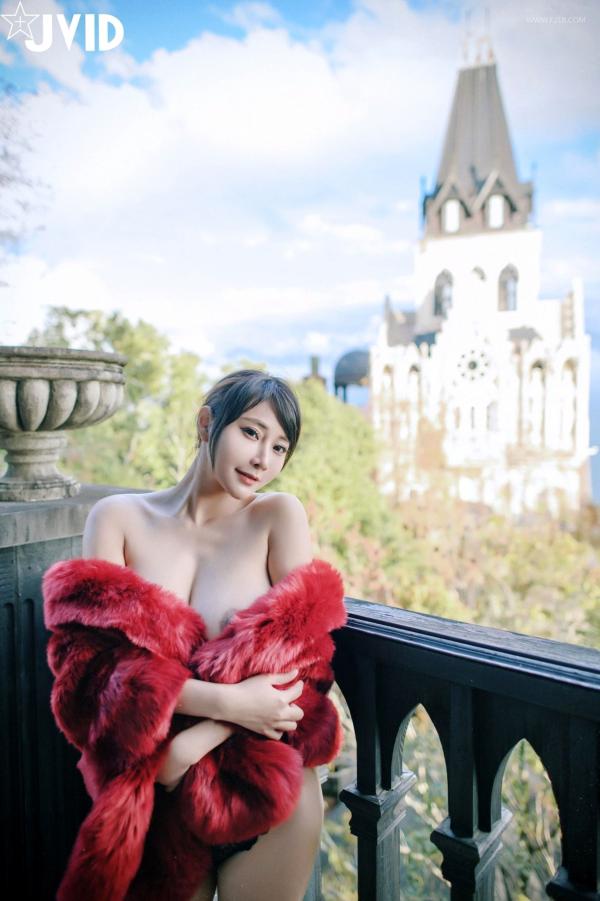    JVID-乐乐-完美曲线鹿角尤物，大尺度私房写真，性感针织与内衣角色扮演，白嫩肌肤极致诱惑第100张图片
