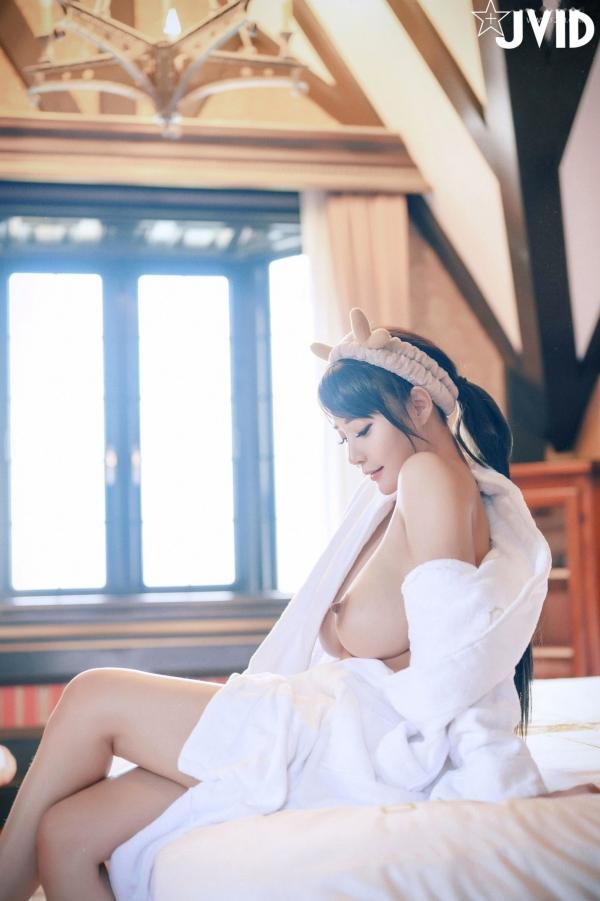   JVID-乐乐-完美曲线鹿角尤物，大尺度私房写真，性感针织与内衣角色扮演，白嫩肌肤极致诱惑第135张图片