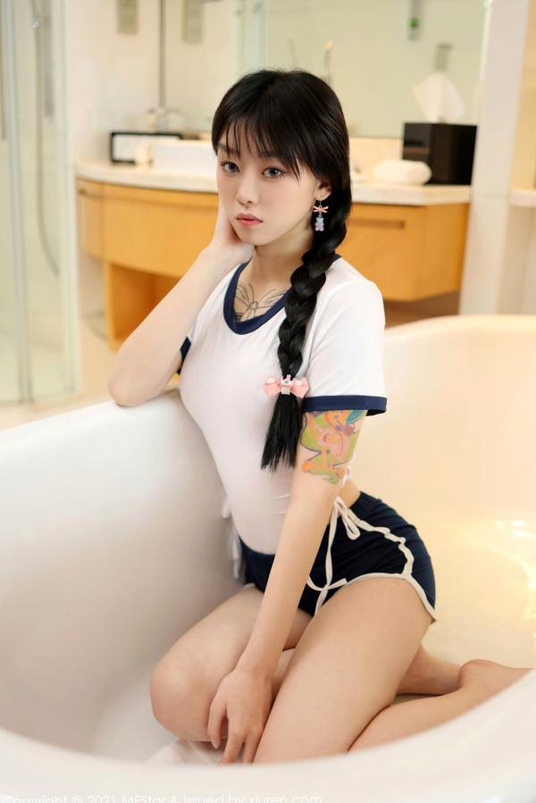    MFStar模范学院-515-奶瓶：浴室里的清纯少女，日系高叉连体衣下的纹身曲线与诱惑，治愈系私房写真第12张图片
