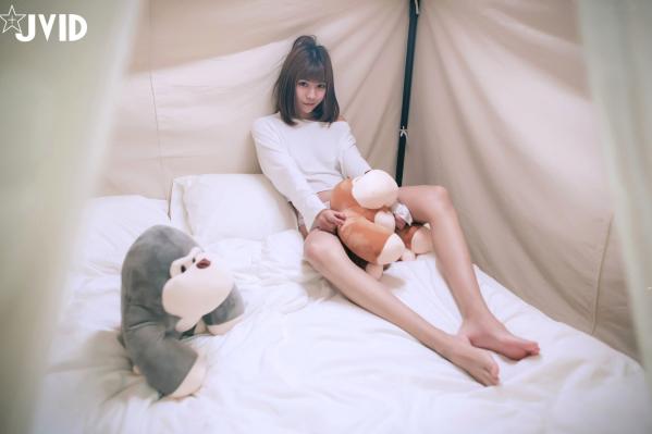    JVID-果寶寶-野外求生训练营-帐篷里的春天-唯美私房照，清纯诱惑居家写真第5张图片