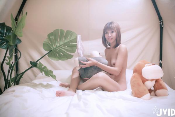    JVID-果寶寶-野外求生训练营-帐篷里的春天-唯美私房照，清纯诱惑居家写真第59张图片