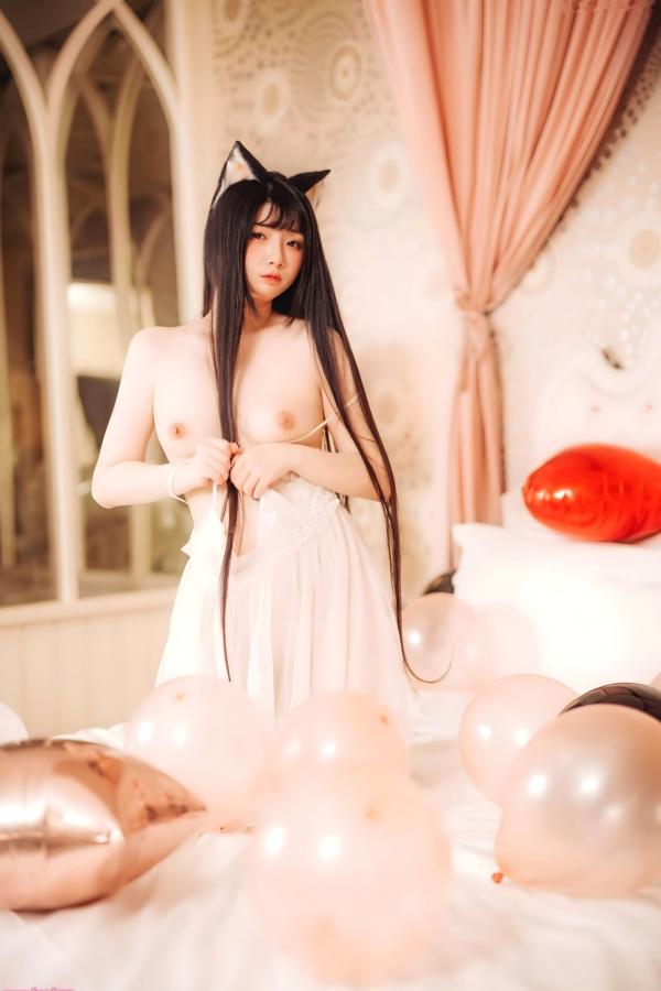   落落Raku-Happy-Birthday-Raku生日主题私房写真，猫女装扮配白丝诱惑，唯美居家生日派对盛宴第8张图片