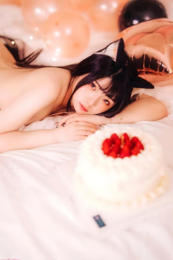    落落Raku-Happy-Birthday-Raku生日主题私房写真，猫女装扮配白丝诱惑，唯美居家生日派对盛宴第23张图片