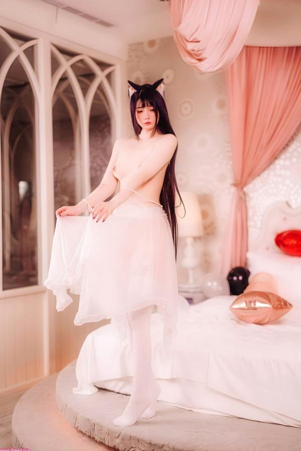    落落Raku-Happy-Birthday-Raku生日主题私房写真，猫女装扮配白丝诱惑，唯美居家生日派对盛宴第24张图片