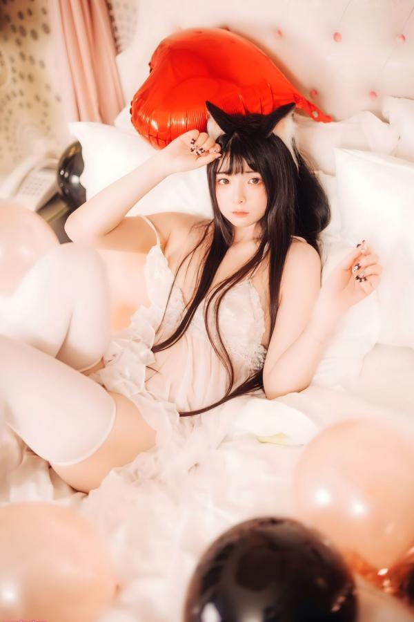    落落Raku-Happy-Birthday-Raku生日主题私房写真，猫女装扮配白丝诱惑，唯美居家生日派对盛宴第25张图片
