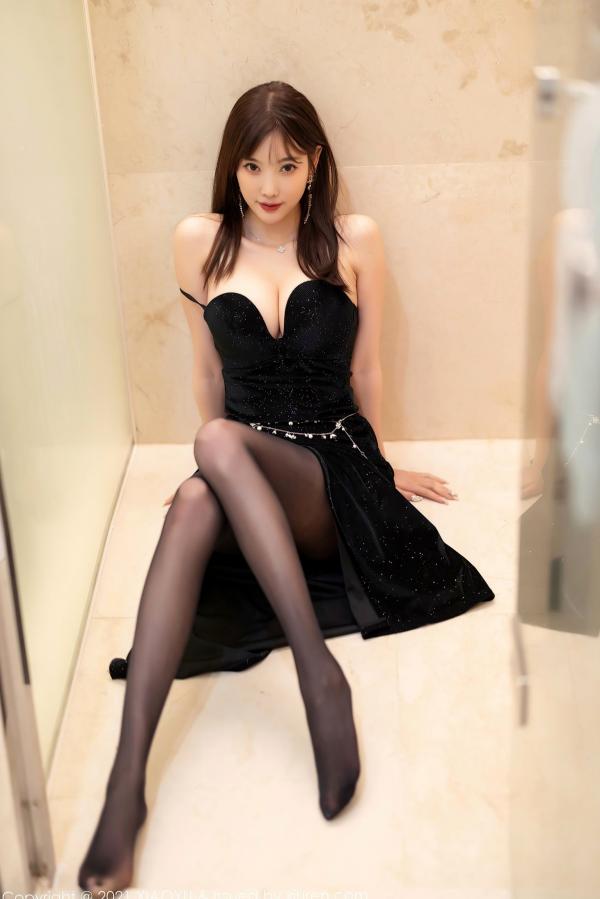    【杨晨晨Sugar】XiaoYu语画界：绝美深V黑亮片礼裙，搭配极致超薄黑丝，展现撩人御姐范，优雅风情与诱惑大尺度写真欣赏第47张图片
