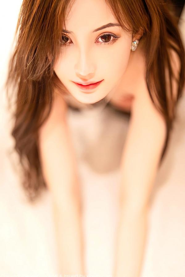    YouMi尤蜜荟-奶瓶土肥圆：极致黑丝诱惑写真，超薄丝袜勾勒曼妙曲线，卧室私房大尺度美图第60张图片