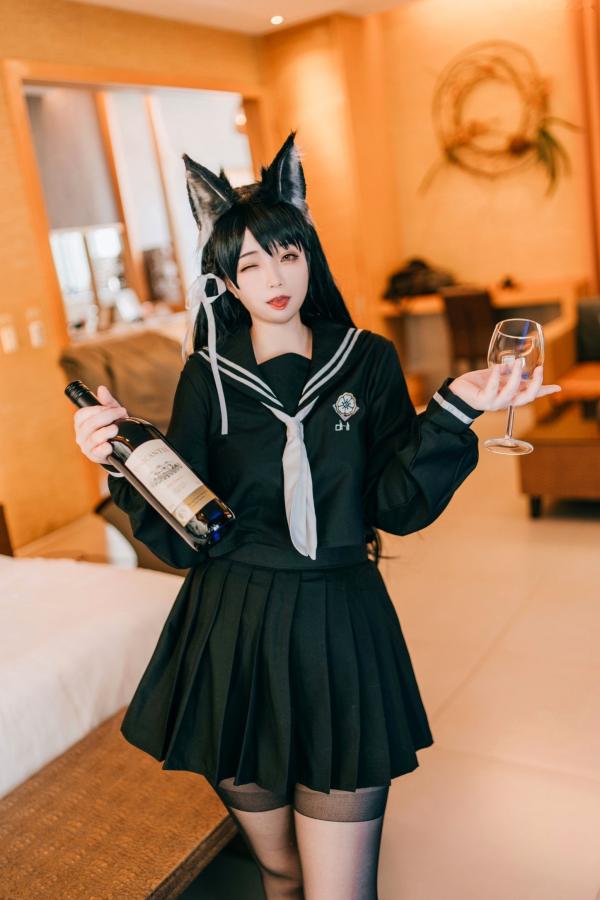    落落Raku-Love-Atago 角色扮演猫耳娘，黑丝制服诱惑，极致大尺度私房写真第17张图片