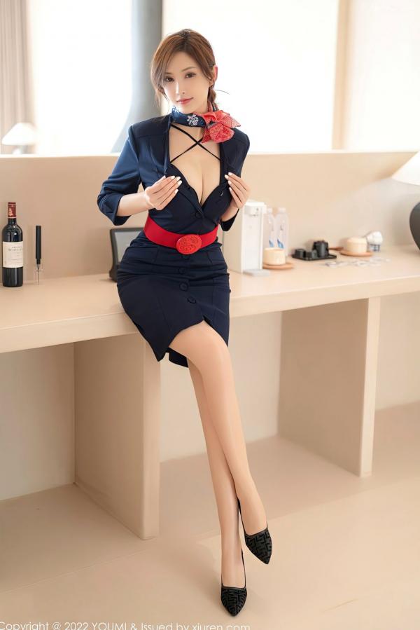   YouMi尤蜜荟-858-奶瓶土肥圆-性感深色OL制服空姐风诱惑-肤色丝袜美腿-2022.10.28-无圣光大尺度写真第6张图片