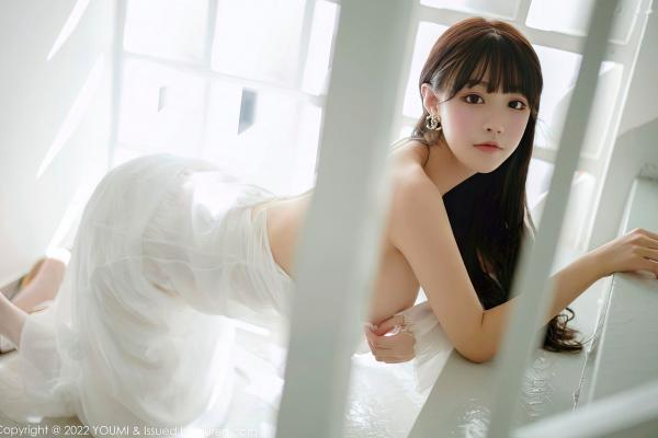    YouMi尤蜜荟-856-朱可儿Flora西双版纳旅拍，纯白连衣长裙搭配白丝吊带袜，性感私房照展现极致纯欲诱惑 - 2022.10.21无圣光大尺度第23张图片