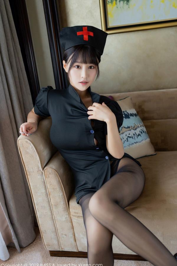 朱可 朱可儿Flora  IMiss爱蜜社朱可儿：暗黑护士系列私房美照，极致黑丝制服诱惑与性感曲线的高清演绎第5张图片