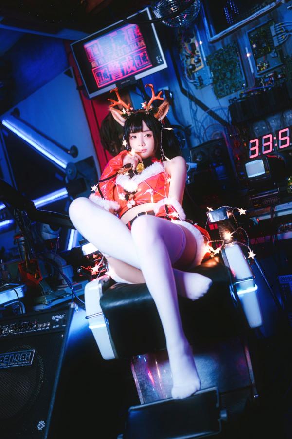    落落Raku-Dear-Deer-2022.12月订阅，赛博朋克科技感，圣诞小鹿COS，大胆火辣私房写真第7张图片