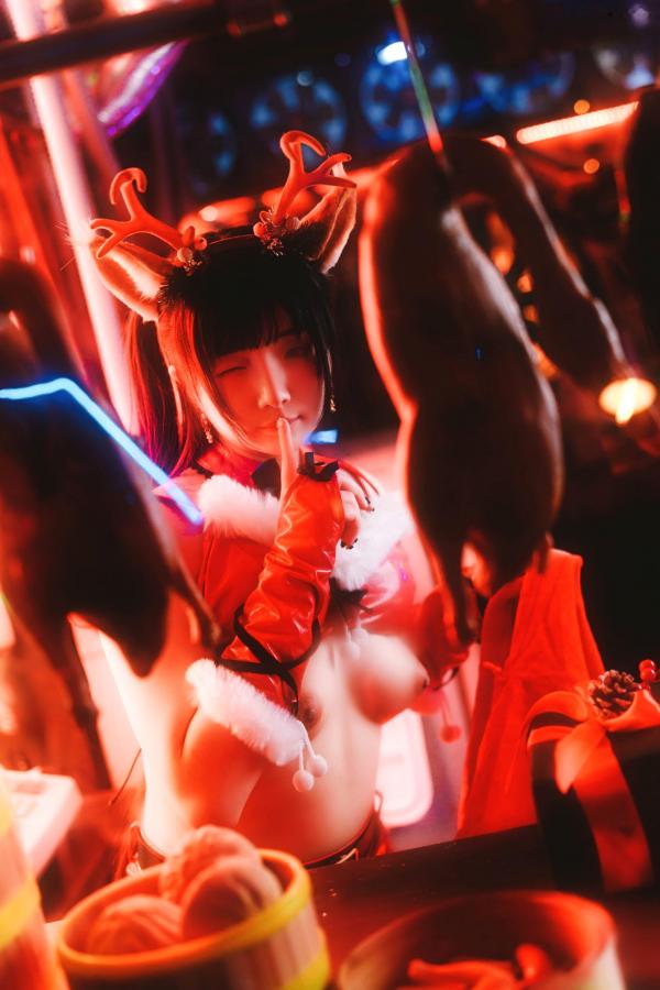    落落Raku-Dear-Deer-2022.12月订阅，赛博朋克科技感，圣诞小鹿COS，大胆火辣私房写真第60张图片