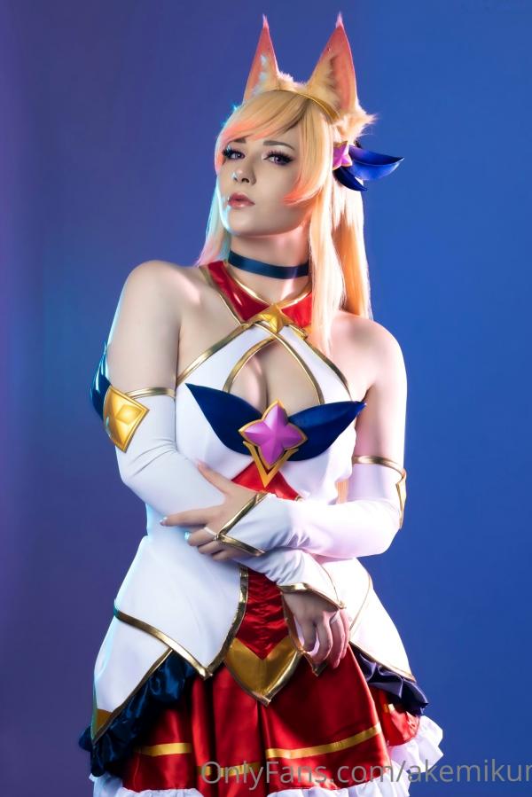   Akemi明美-SGA性感狐妖Cosplay，红色火辣战裙，极致诱惑私房，二次元视觉盛宴第2张图片