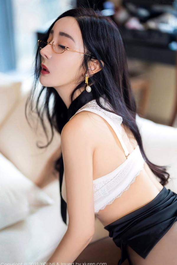    YouMi尤蜜荟-723-允爾：职场OL制服诱惑，黑丝包臀高跟尽显迷人曲线，成都旅拍私房大尺度写真，演绎性感职业装第69张图片