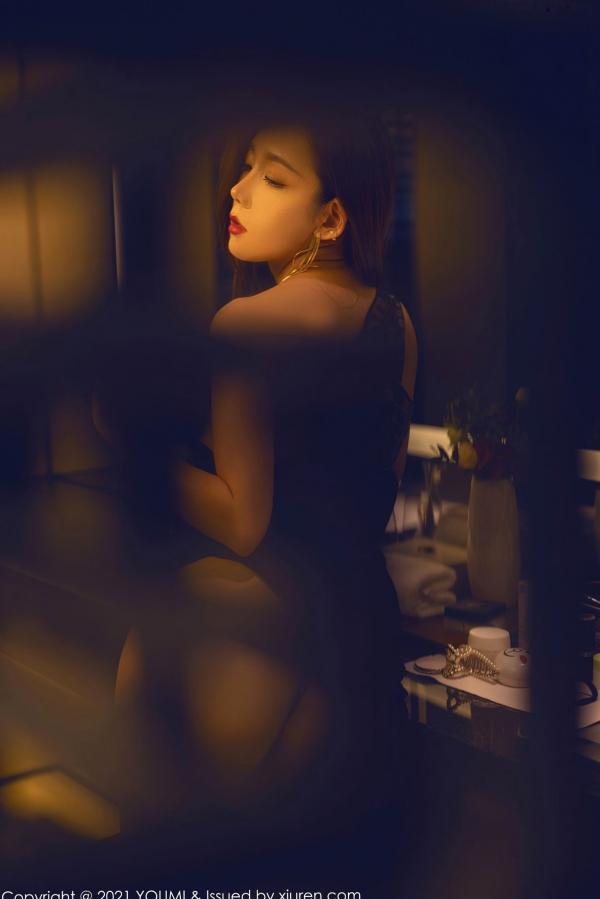    YouMi尤蜜荟-710-艾静香-冷艳性感女神，成都酒店私房黑色典雅礼裙写真，气质高级诱惑撩人第16张图片