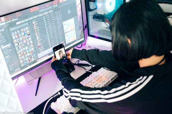    韩国美女Zia电玩少女主题写真：黑白运动外套内搭性感内衣，电玩房诱惑私房掠影第25张图片