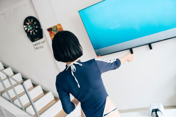    韩国美女Zia电玩少女主题写真：黑白运动外套内搭性感内衣，电玩房诱惑私房掠影第97张图片