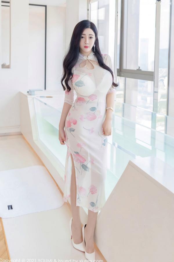    YouMi尤蜜荟706期：允尔极致诱惑，古典旗袍搭配超薄肉丝，傲人曲线尽显冷艳美，私房写真盛宴第1张图片