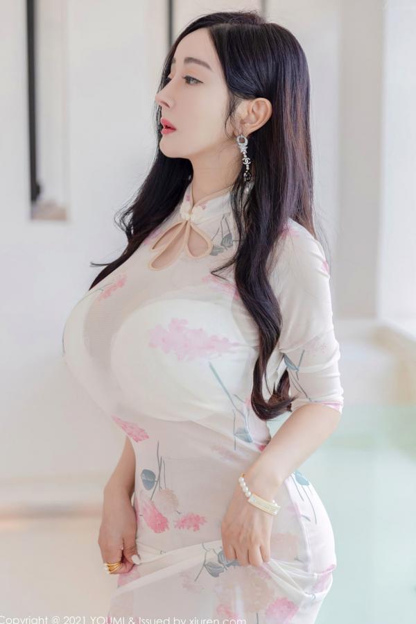    YouMi尤蜜荟706期：允尔极致诱惑，古典旗袍搭配超薄肉丝，傲人曲线尽显冷艳美，私房写真盛宴第3张图片