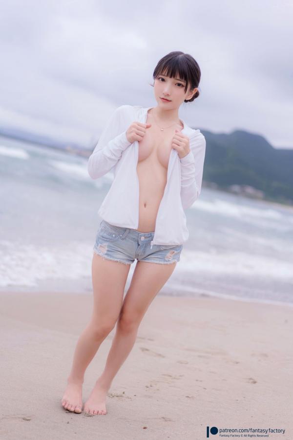    Fantasy-Factory小丁Ding台湾深奥海边外拍，清纯甜美私房旅拍写真第11张图片