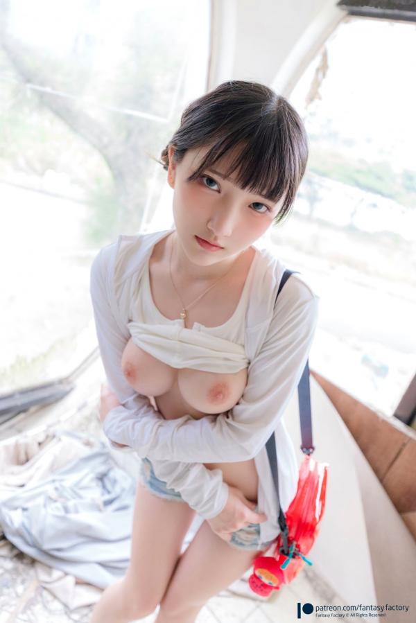    Fantasy-Factory小丁Ding台湾深奥海边外拍，清纯甜美私房旅拍写真第26张图片