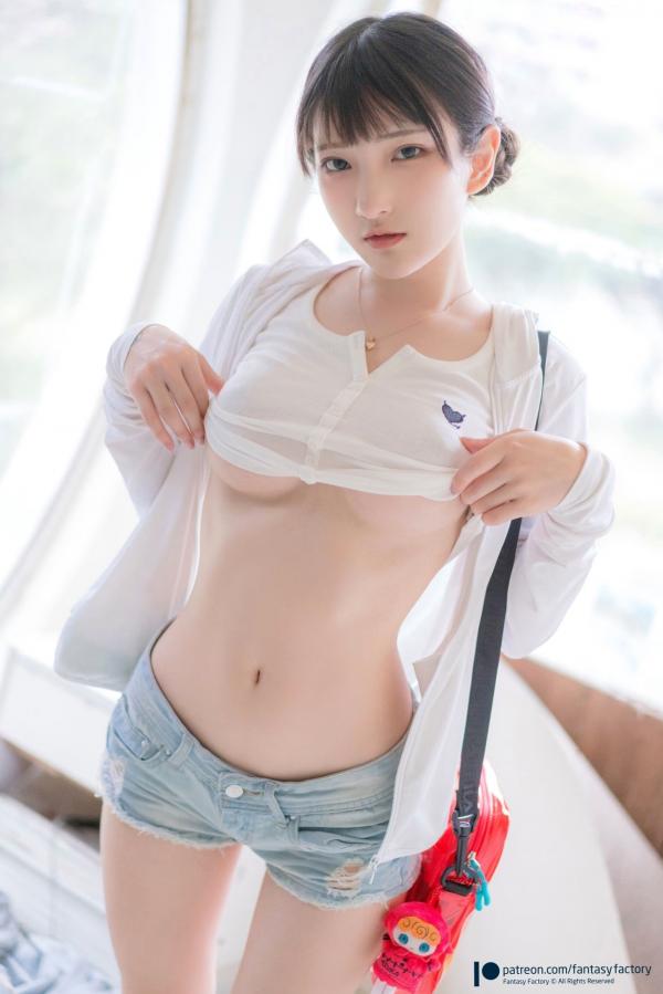    Fantasy-Factory小丁Ding台湾深奥海边外拍，清纯甜美私房旅拍写真第29张图片