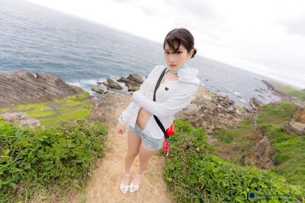    Fantasy-Factory小丁Ding台湾深奥海边外拍，清纯甜美私房旅拍写真第31张图片