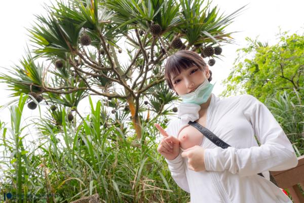    Fantasy-Factory小丁Ding台湾深奥海边外拍，清纯甜美私房旅拍写真第32张图片