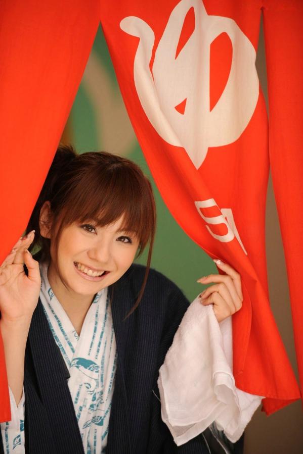    麻美ゆま Yuma Asami 和服私房写真，古典和服御姐与成熟性感尤物，绝美户外与大尺度居家拍摄第15张图片