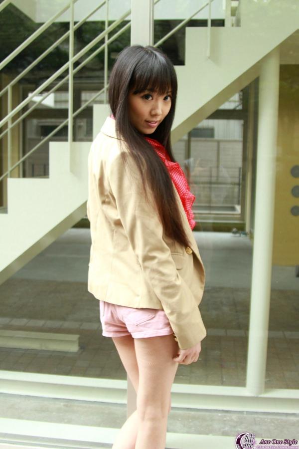    X-City_ Ane One Style No.57 早乙女らぶ/目々泽めぐ 写真集，甜美日系模特户外街拍与清纯内衣私房高清套图[33P]第4张图片