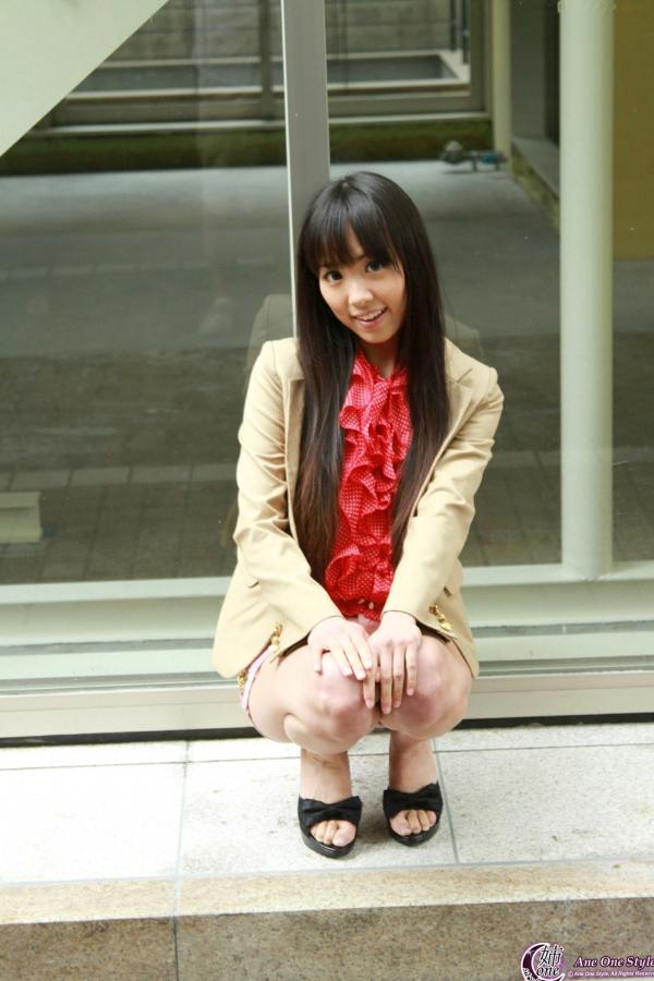    X-City_ Ane One Style No.57 早乙女らぶ/目々泽めぐ 写真集，甜美日系模特户外街拍与清纯内衣私房高清套图[33P]第5张图片