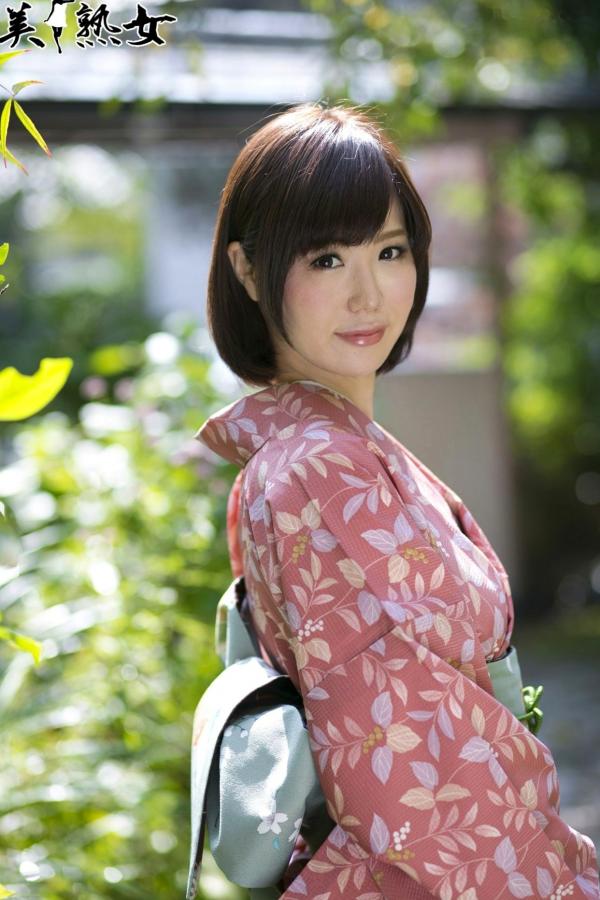    X-City人气熟女森ななこ七瀬美香私房写真集：唯美诱惑与极致身材展现第2张图片