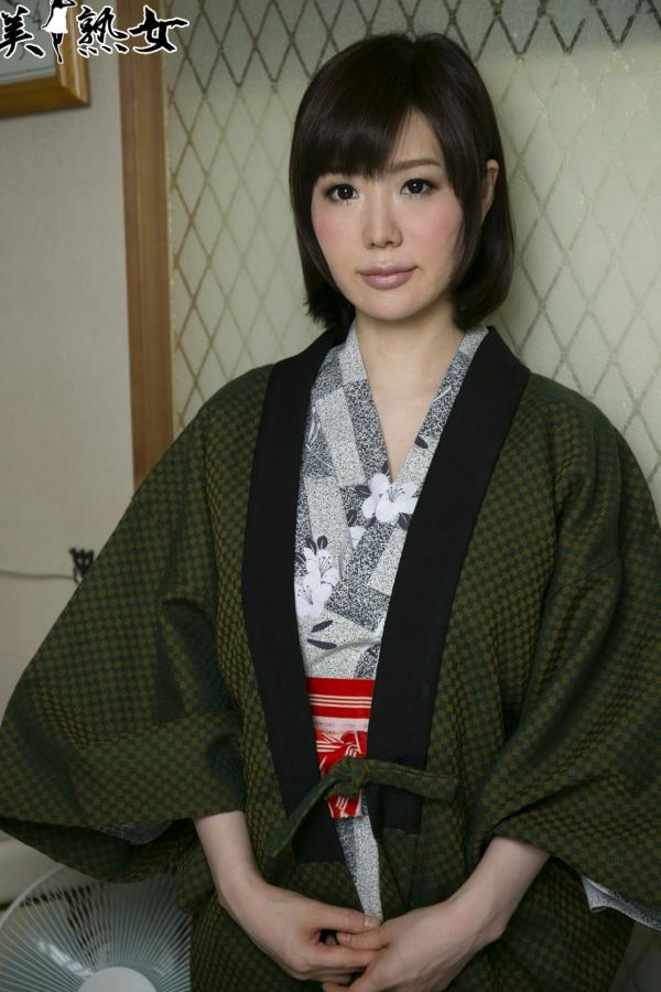    X-City人气熟女森ななこ七瀬美香私房写真集：唯美诱惑与极致身材展现第8张图片