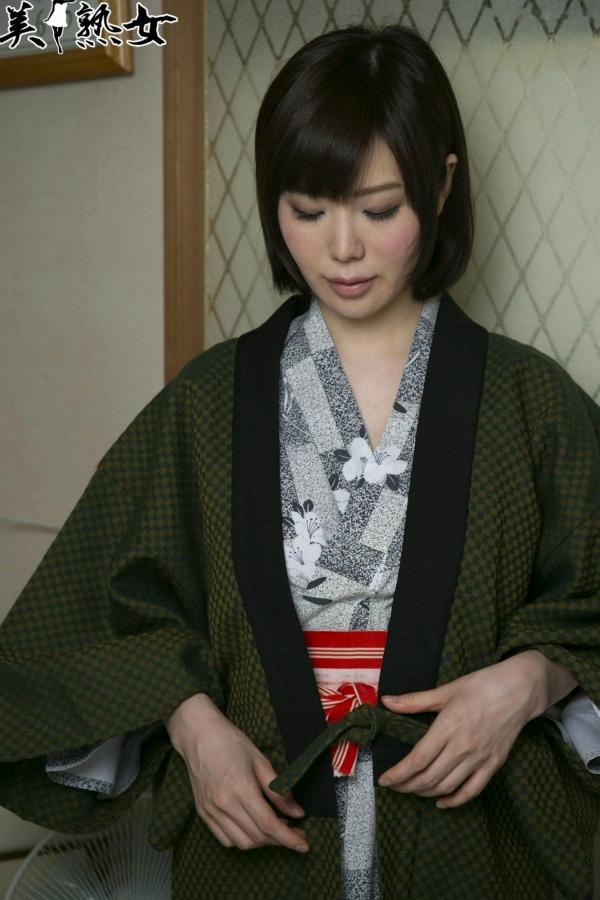    X-City人气熟女森ななこ七瀬美香私房写真集：唯美诱惑与极致身材展现第9张图片