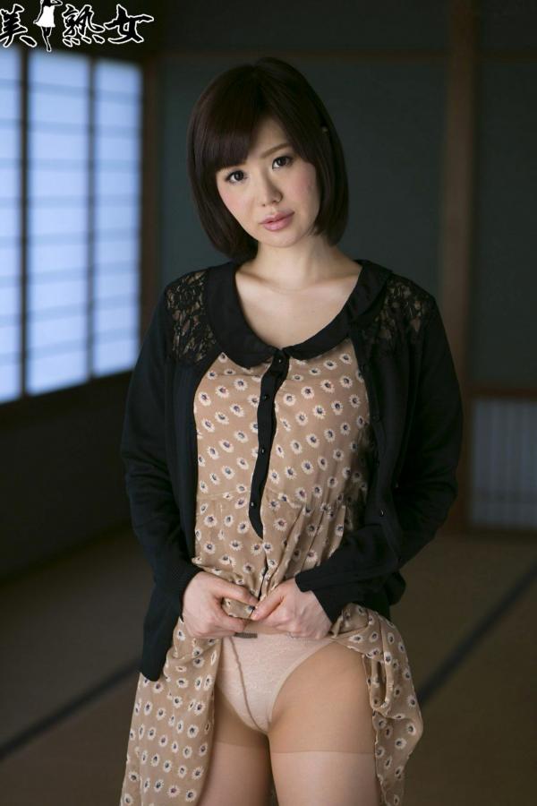    X-City人气熟女森ななこ七瀬美香私房写真集：唯美诱惑与极致身材展现第15张图片