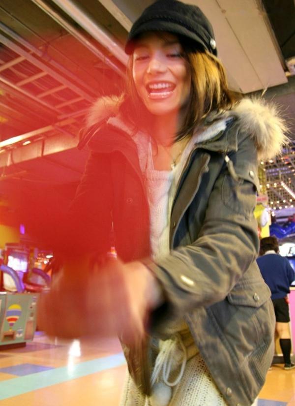    柚木蒂娜 Tina Yuzuki 甜蜜居家与户外游玩私房写真集第20张图片