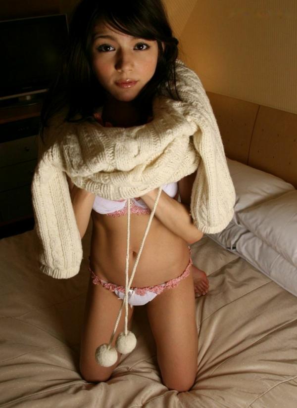    柚木蒂娜 Tina Yuzuki 甜蜜居家与户外游玩私房写真集第58张图片