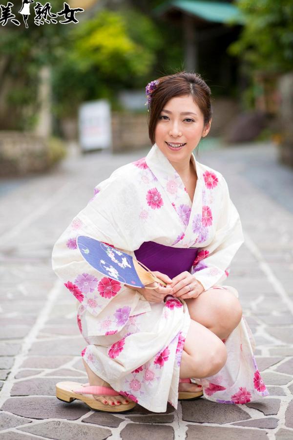    X-City_美熟女グラビア「JUKUJO」白木优子Yuko Shiraki 写真集，和服与户外气质私房第3张图片