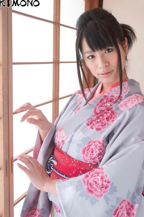    X-City_ 春菜はな Hana Haruna 写真集，传统和服与现代性感街拍，冷艳温婉双重气质展现极致魅力[65P]第17张图片