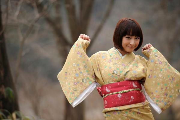    东琴乃 Kotono-X-City和服摄影写真，古典日系风格优雅演绎，身着精致浴衣的和风古典美，展示清新治愈气质，精选高清套图第4张图片