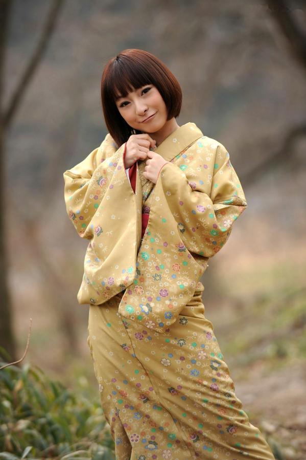    东琴乃 Kotono-X-City和服摄影写真，古典日系风格优雅演绎，身着精致浴衣的和风古典美，展示清新治愈气质，精选高清套图第6张图片